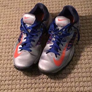 Nike hyperdunks low- size 13